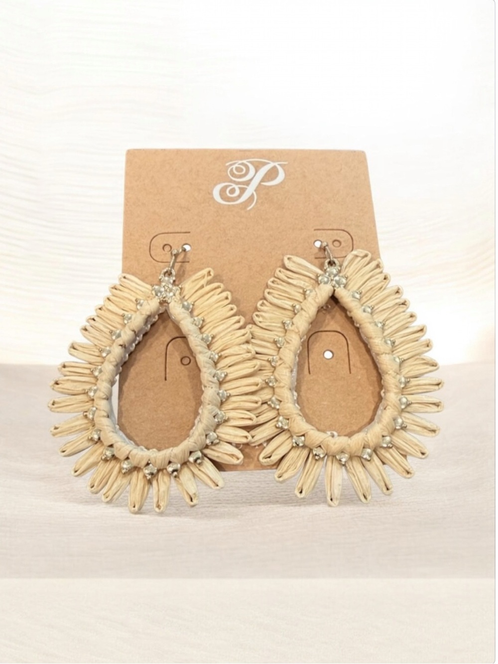 Plunder Cream Teardrop Raffia
Fringe Earrings